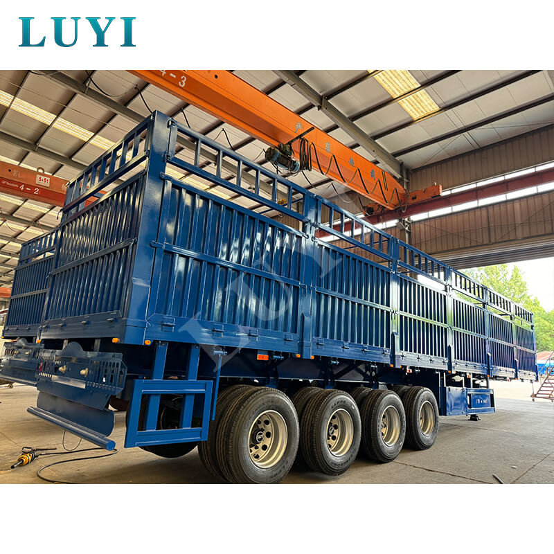 Перевозка «силы» через океан! Четырехосные полуприцепы Luyi с бортовым ограждением отправлены в Мозамбик