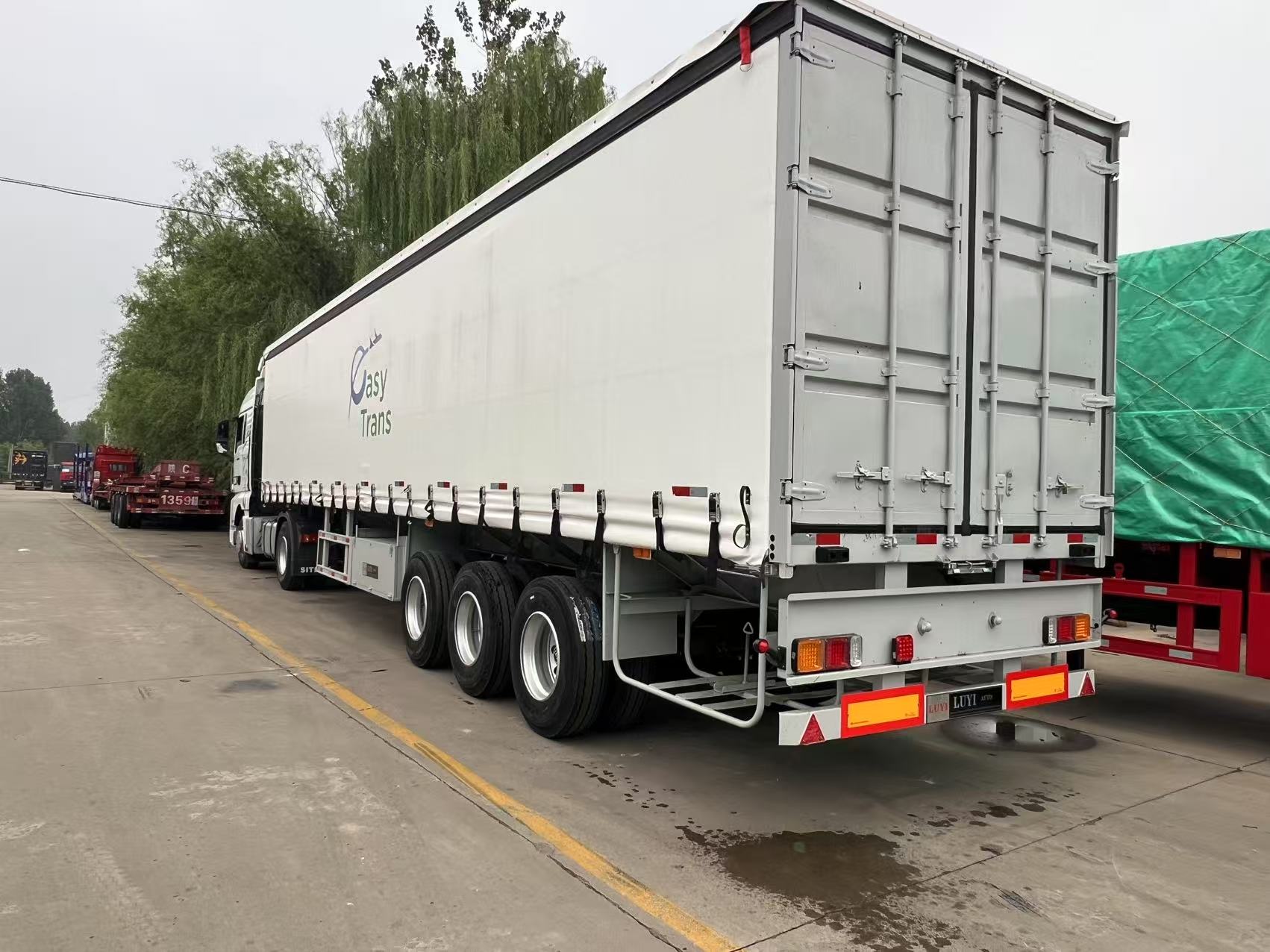 Тентованные прицепы: разумное решение для развивающейся логистики Марокко