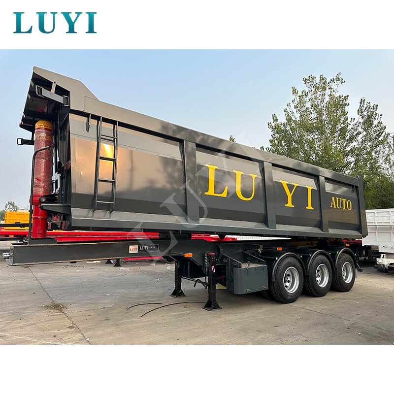 Продажа 3-осного гидравлического полуприцепа с задней разгрузкой.