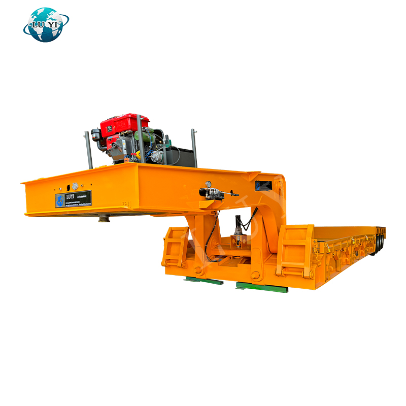 Полуприцеп низкорамный со съемной гусиной шеей 80 тонн Полуприцеп низкорамный со съемной гусиной шеей 80 тонн