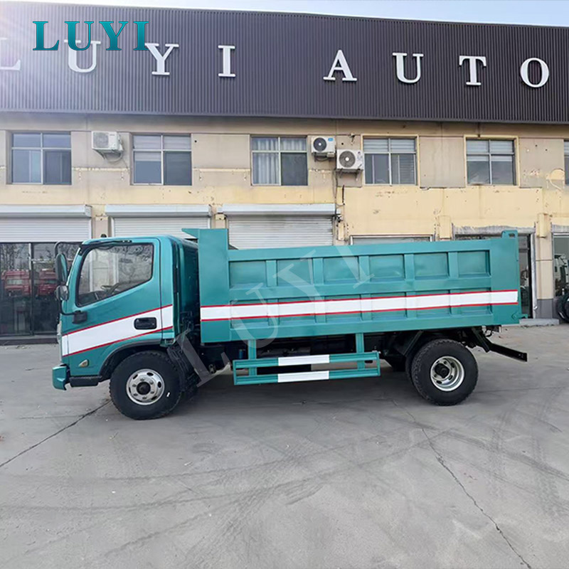 Легкий самосвальный полуприцеп HOWO 4x2