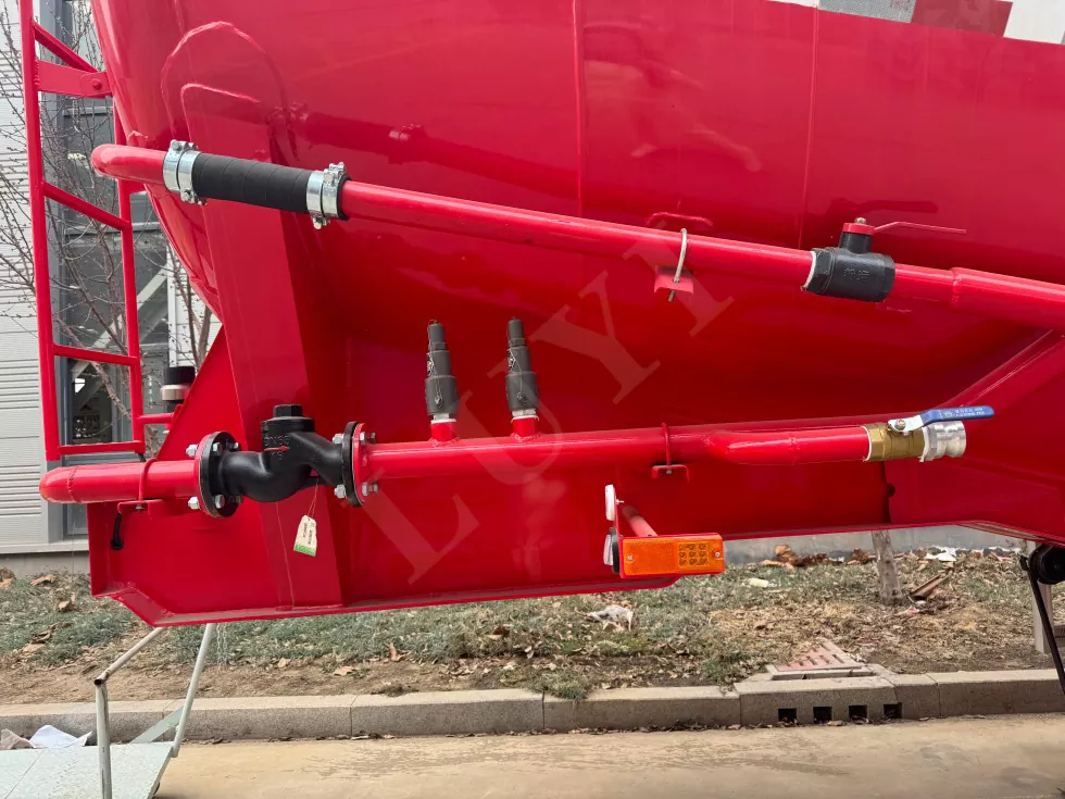 Carbon Steel Semi-Trailer