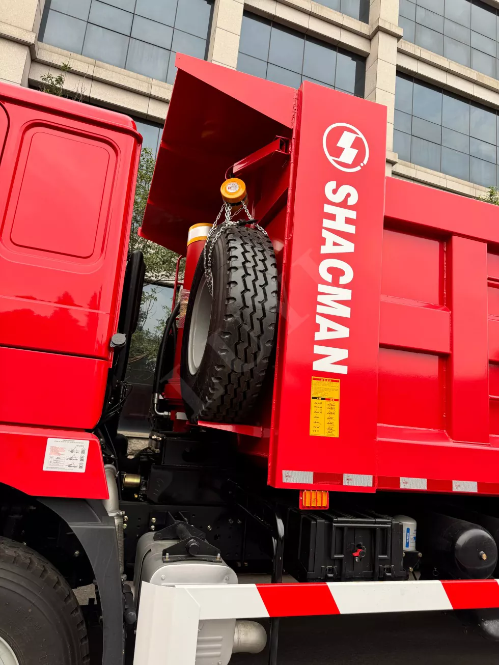 F3000 Tipper Truck