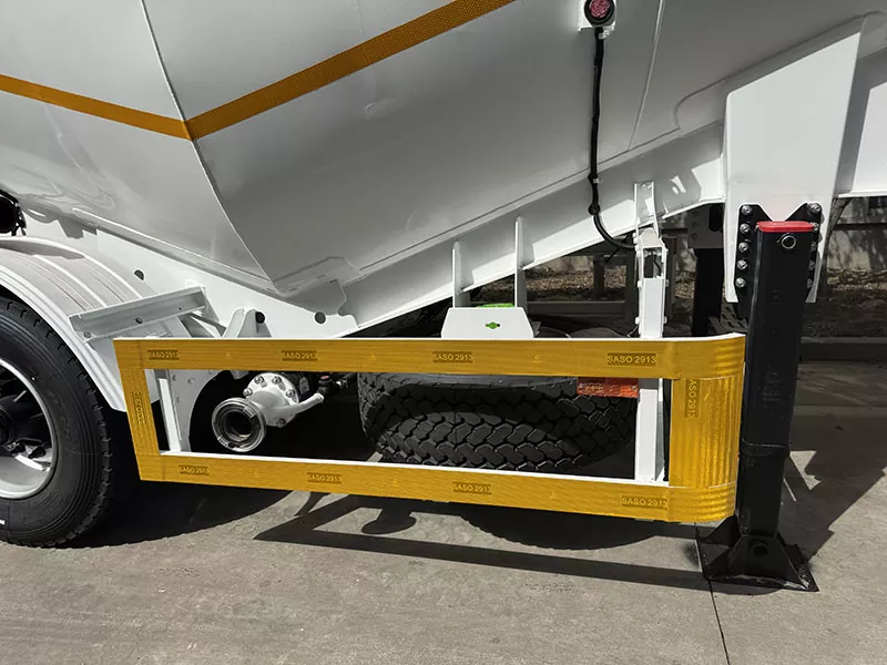 3-axle Carbon Steel Cement Tanker