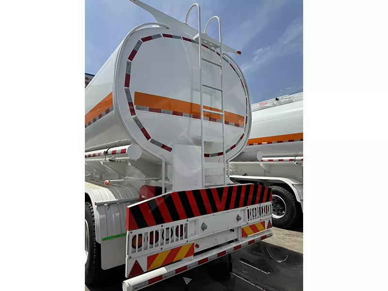 3 Axles 40000 Liters Carbon Steel Tank Trailer