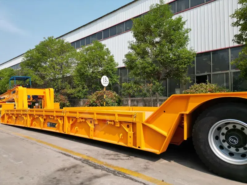 Gooseneck Low-Bed Semi-Trailer